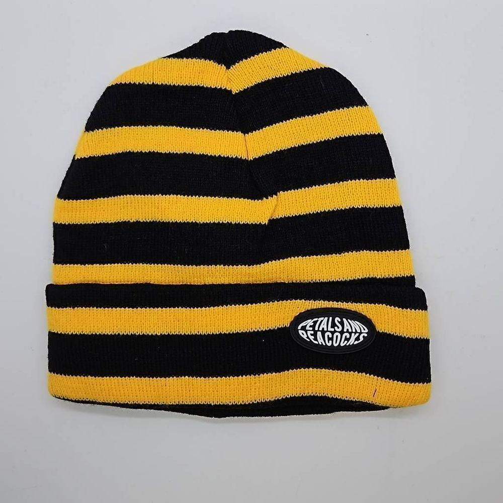 Zumiez Unisex Black and Yellow Striped Beanie Cap Petals And Peacocks NWOT